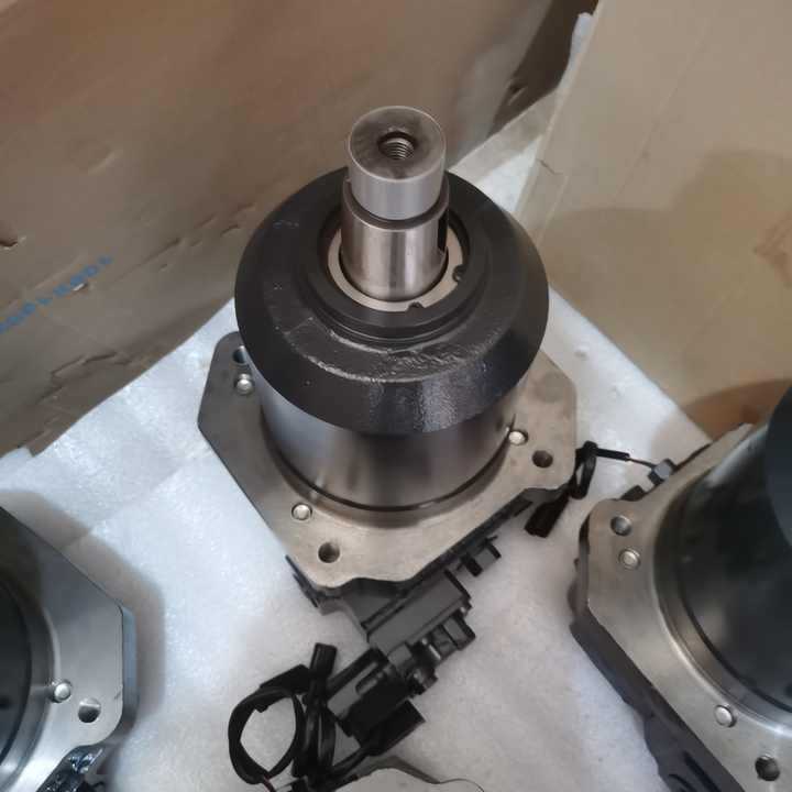 HM400-3液压泵 HM400-5自卸车液压风扇泵 708-1T-00620