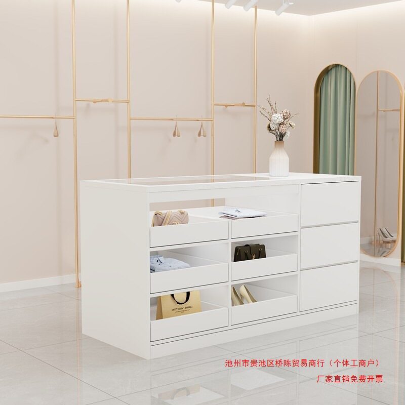 服装店中岛展示收银台玻璃罩