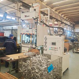 徐10吨0铸州造件切边机铝件切飞边定T制汽车配件成YW32型液压油压