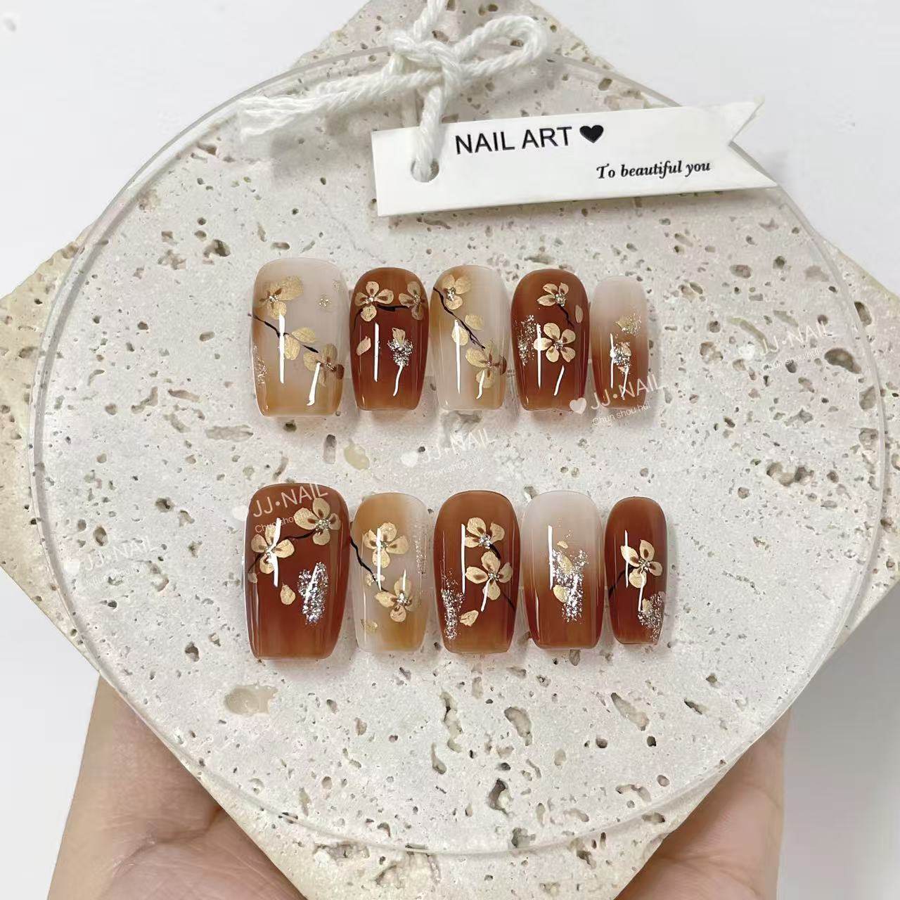 【无解之夜】穿戴甲短款花朵美甲贴片纯手工高级感可拆卸甲片,彩妆/香水/美妆工具,穿戴甲/甲片,淘宝优惠券,粉丝福利购,淘宝优惠卷