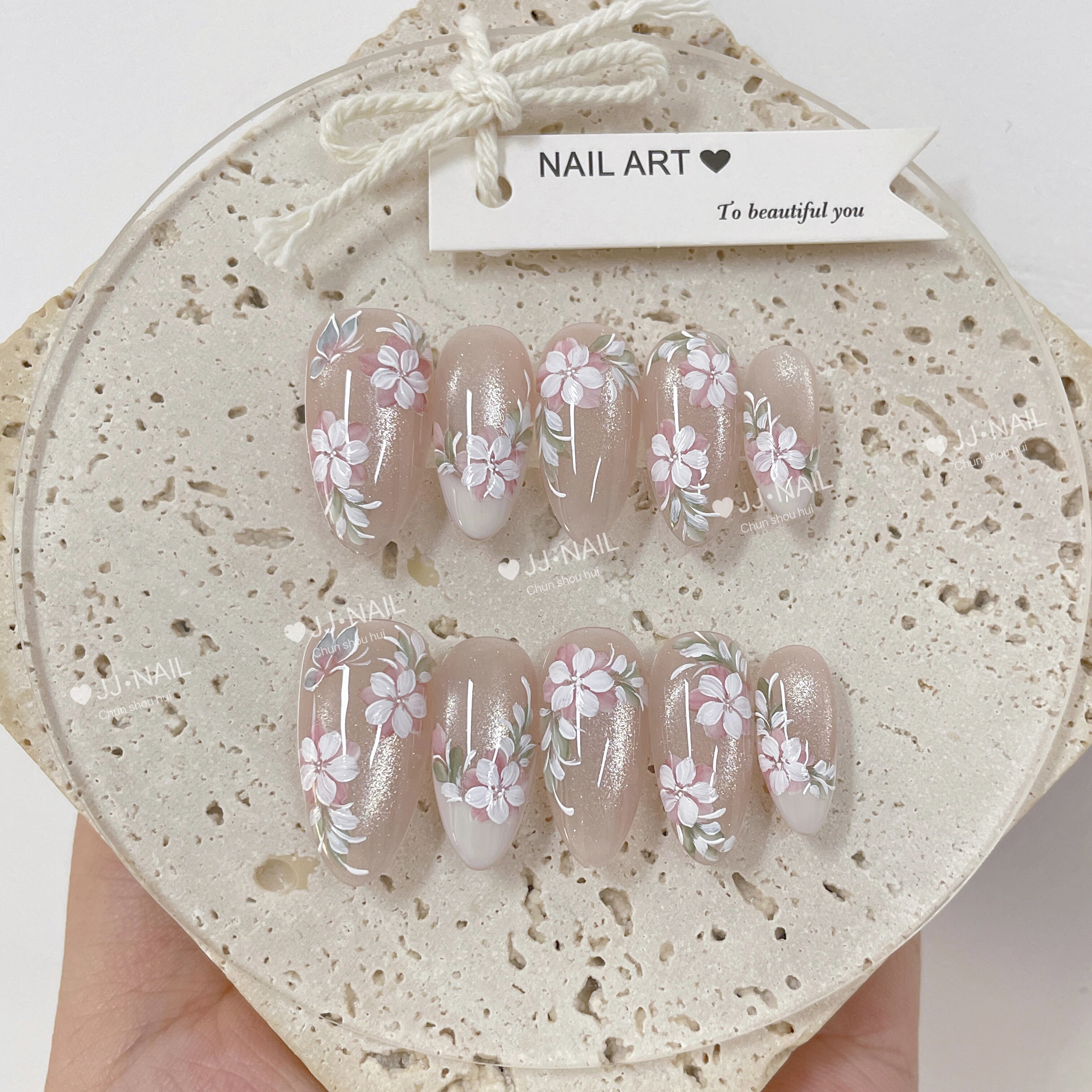 【浅卉凝霜】花朵印花穿戴甲裸色椭圆形3D立体手绘美甲贴片可重复