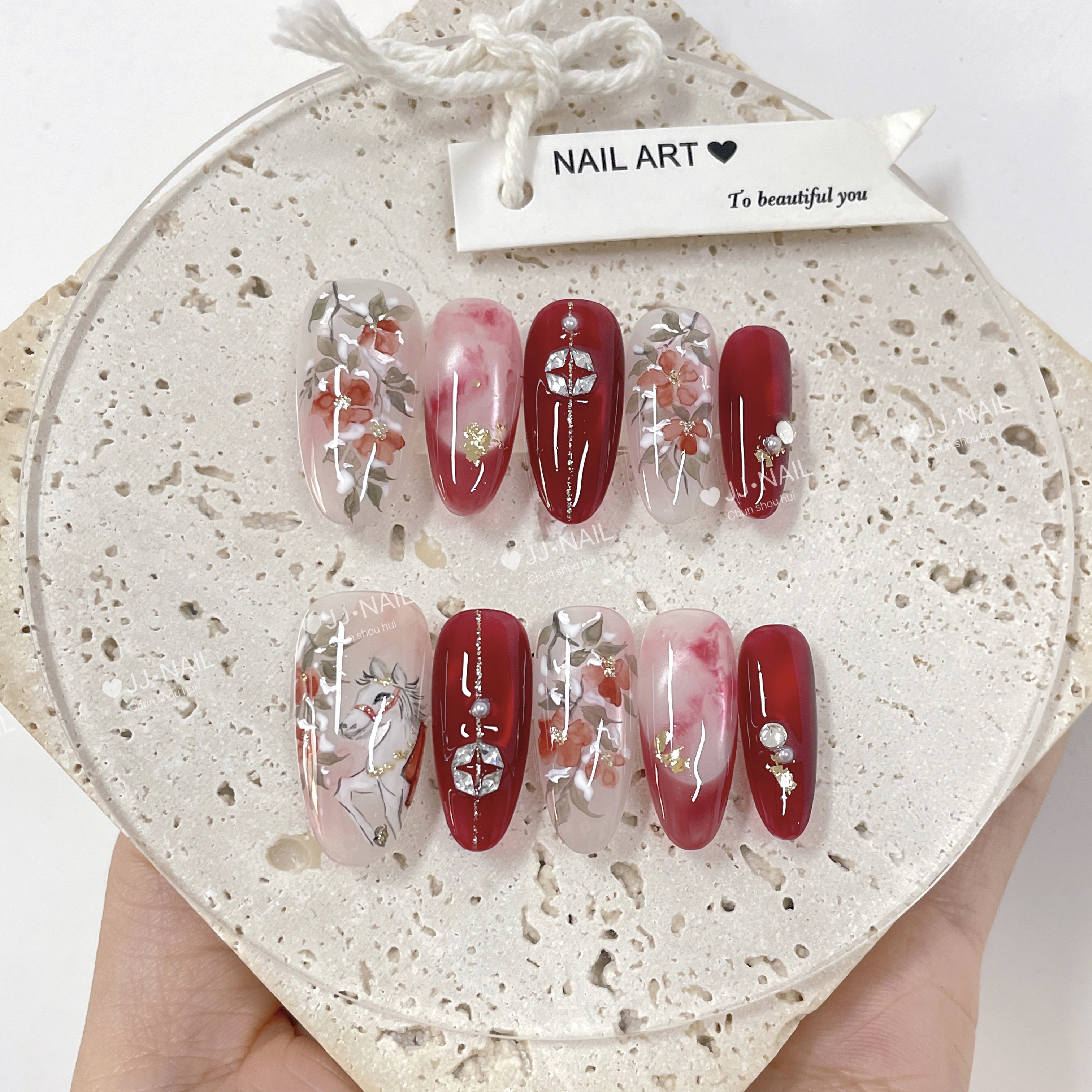 【走马观花】穿戴甲红色花朵穿戴甲显白高级感法式美甲贴片,彩妆/香水/美妆工具,穿戴甲/甲片,淘宝优惠券,粉丝福利购,淘宝优惠卷