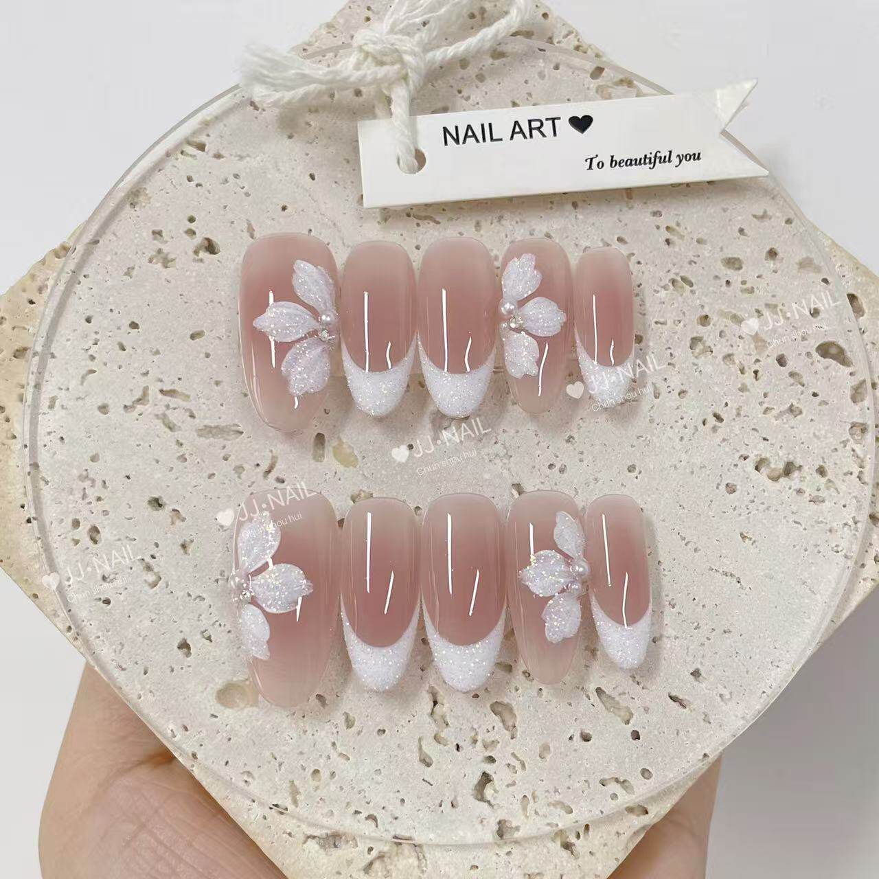 【白糖伊人】法式手工穿戴甲短款高级感花朵白色指甲贴片成品美甲