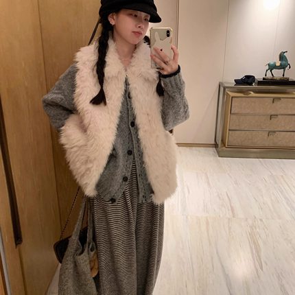 uungchuuu 25FW  双色绒绒条纹阔腿裤