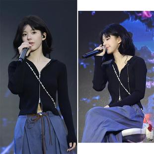 气 官方旗舰店赵露思明星同款 黑色连帽双拉链正肩针织衫 女秋季 修身