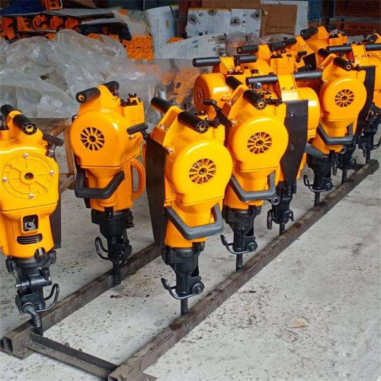 凿岩机.用于破拆岩石，塌方土石和钢筋混凝土结构冲击频率