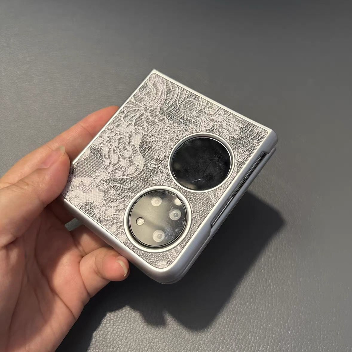 2066复古银灰色适用华为pocket2手机壳三星zflip456硬壳findn2 n3