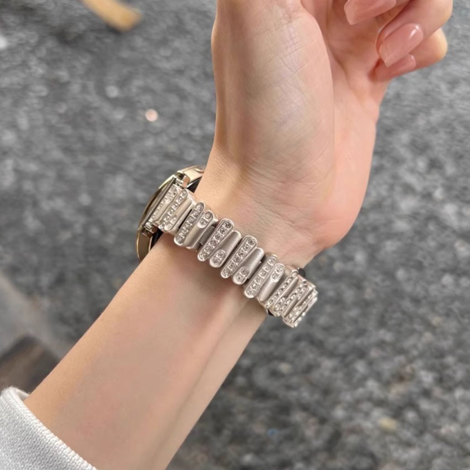 适用不规则镶钻vivo watch5/3/2/GT手表表带金属iQOO男女高级夏天