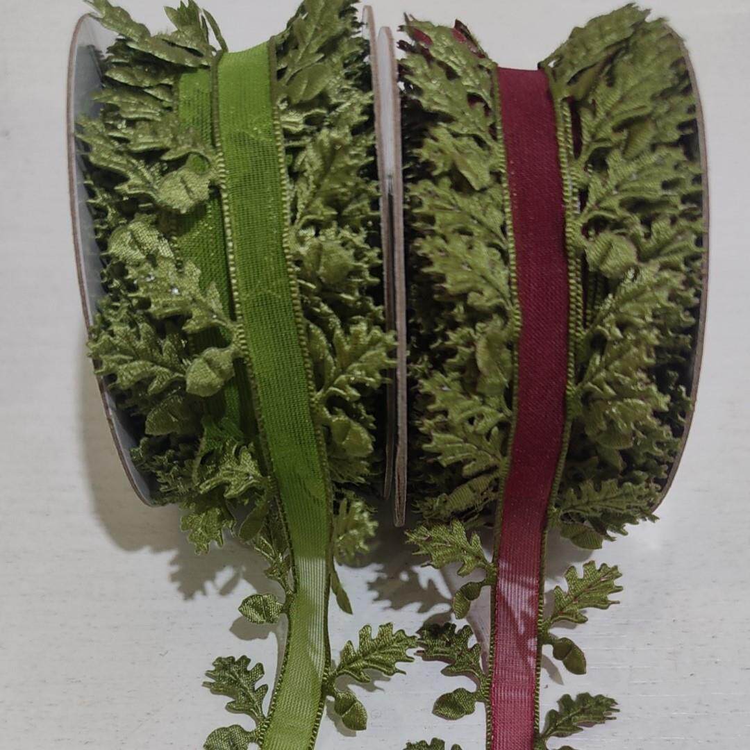 厂家生产圣诞款树叶拷边圣诞树蝴蝶结圣诞装饰