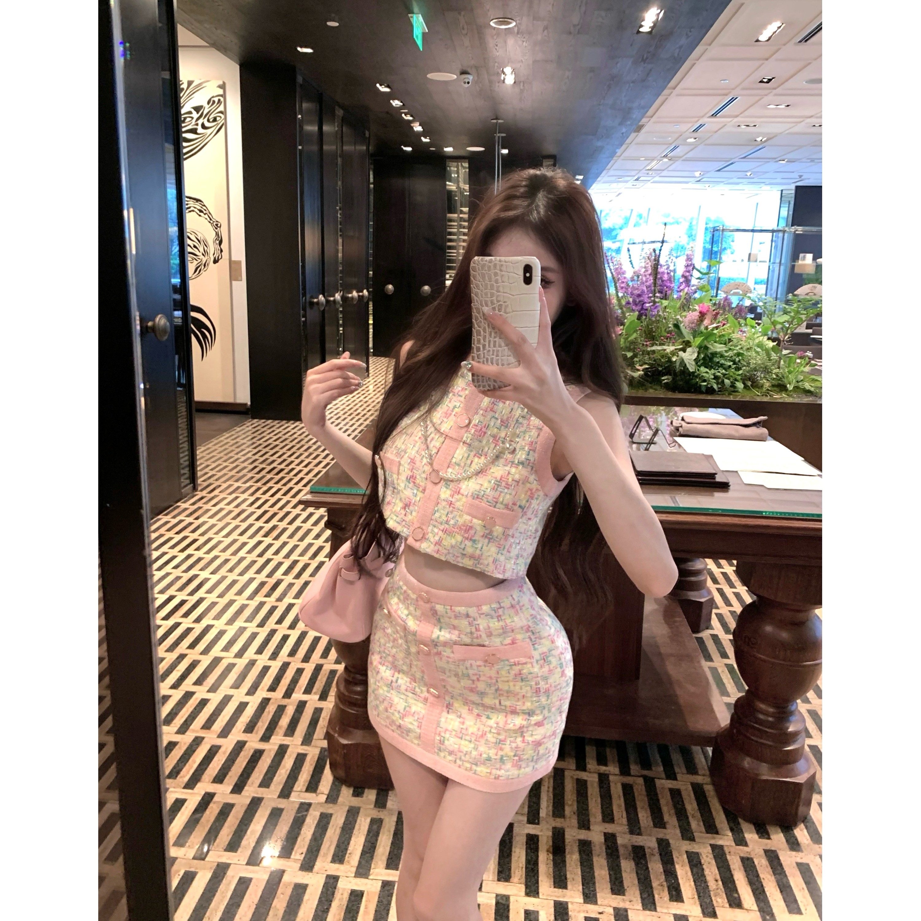小香风千金套装女夏季2024新款重工彩色马甲上衣包臀半身裙两件套
