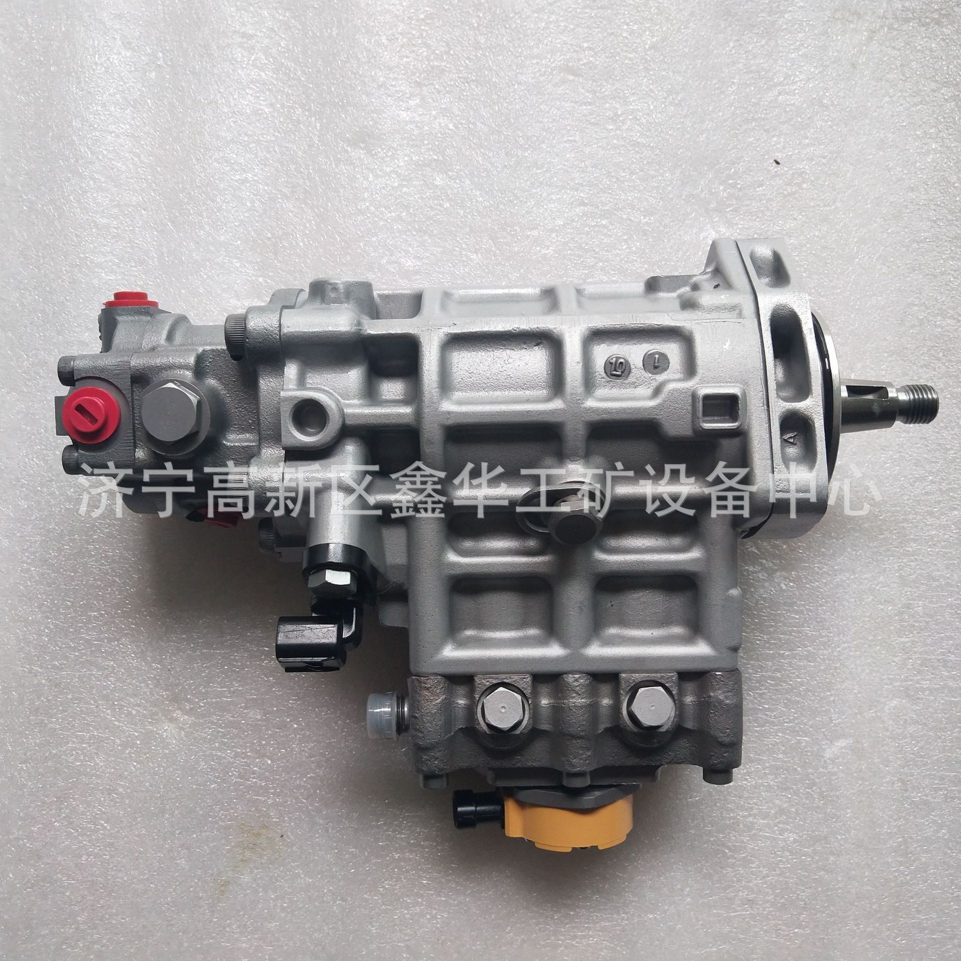 供应c6.6发动机燃油泵总成2641A304