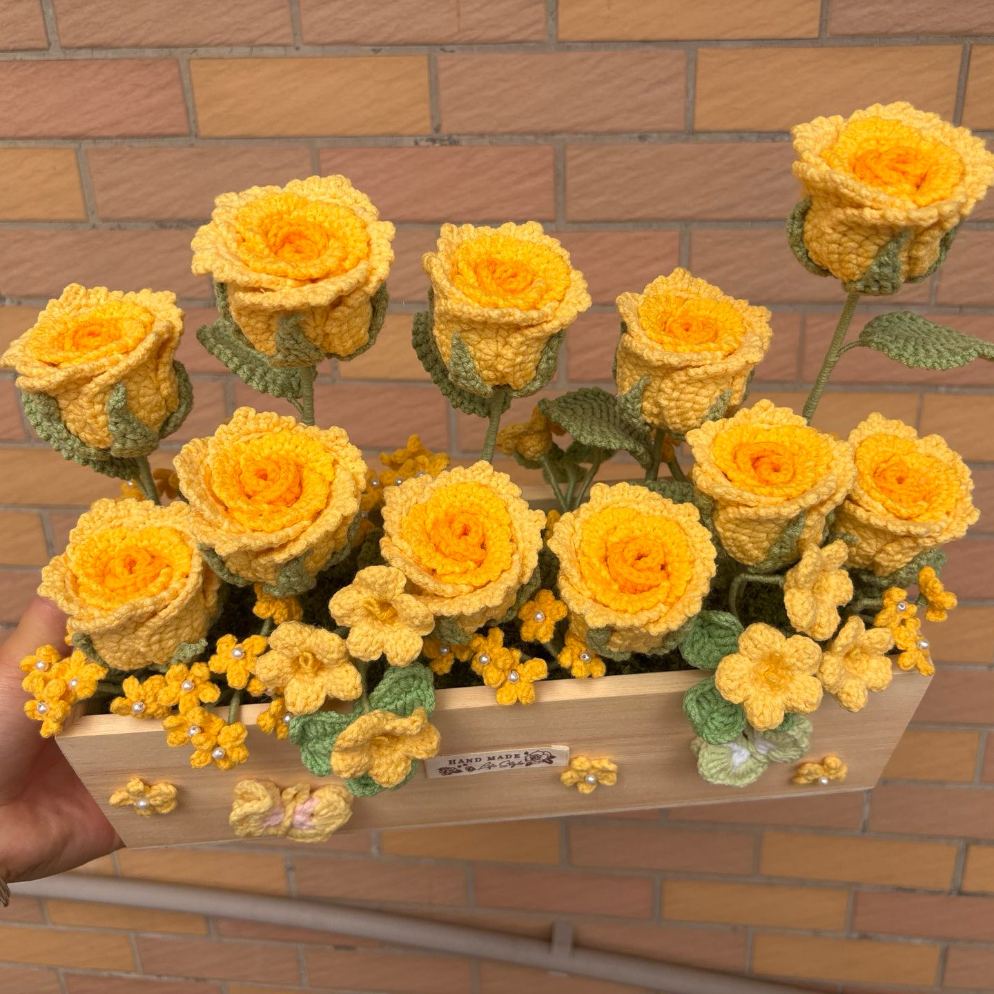 桌面摆件精美送女友闺蜜长辈生日礼物钩织花盆编织毛线花篮花束