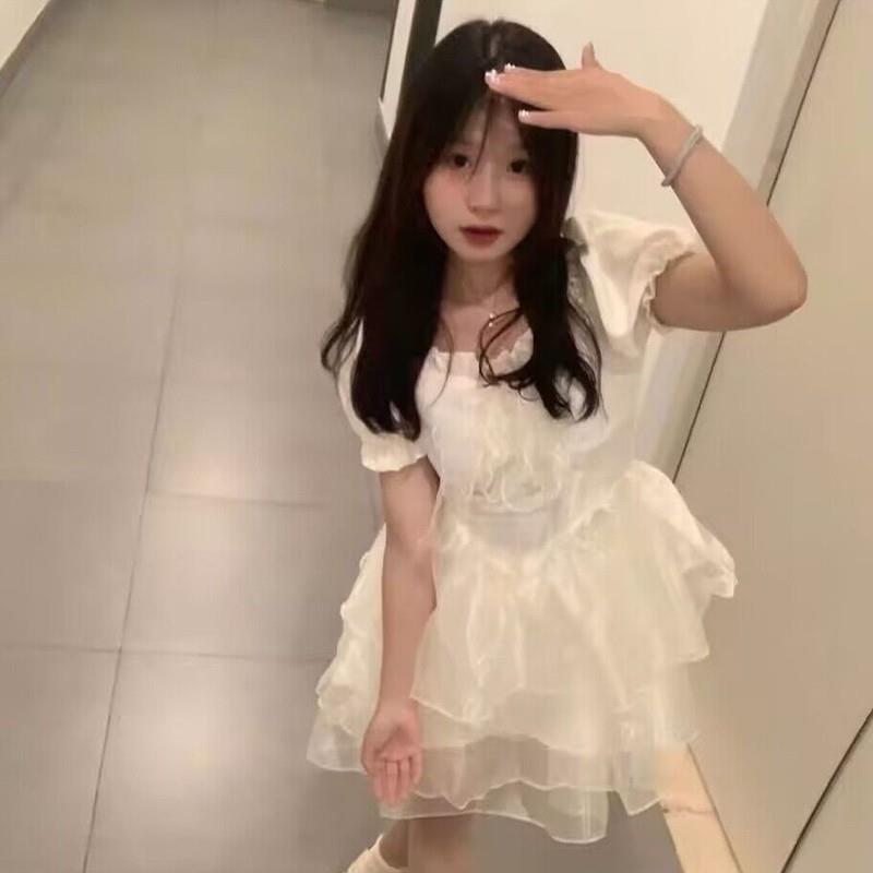 女大童韩版时尚修身显瘦法式方领泡泡袖蝴蝶结连衣裙收腰蓬蓬裙女