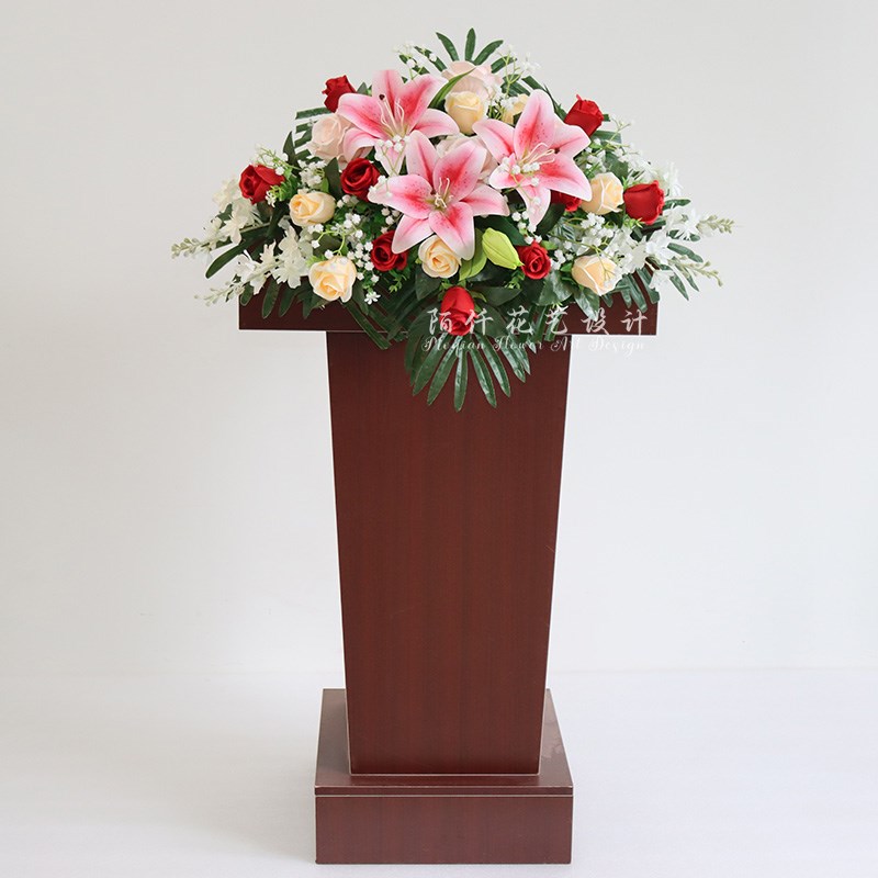 仿真百合玫瑰讲台花挂式下垂演讲台D花束假花宴会发言台花会议桌