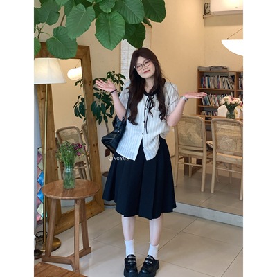 青屿衫-微胖夏季大码韩系甜美温柔风木耳边撞色条纹正肩衬衫