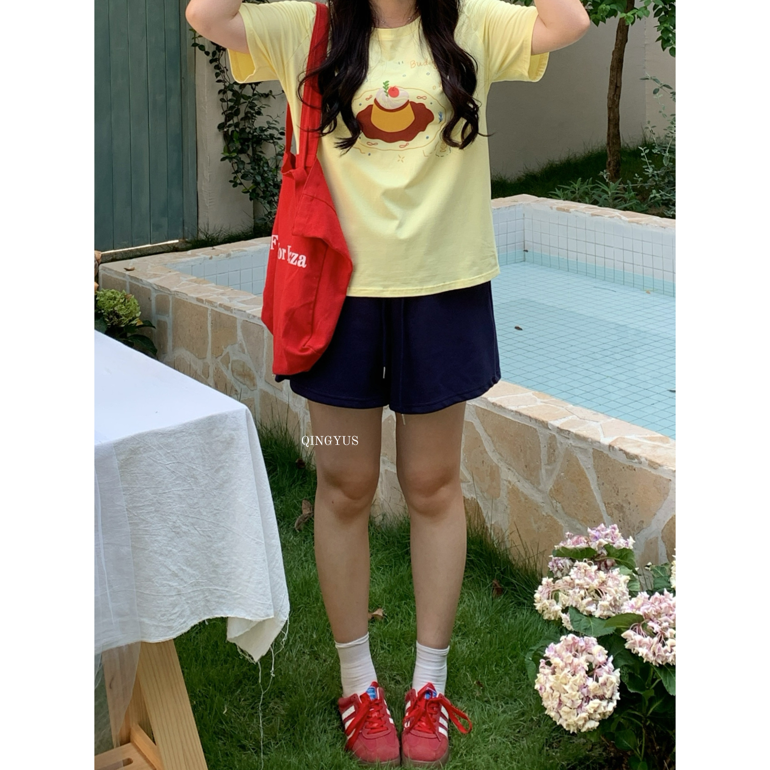 青屿衫-微胖夏季大码美式高腰抽绳休闲运动短裤百搭松紧腰A字卫裤