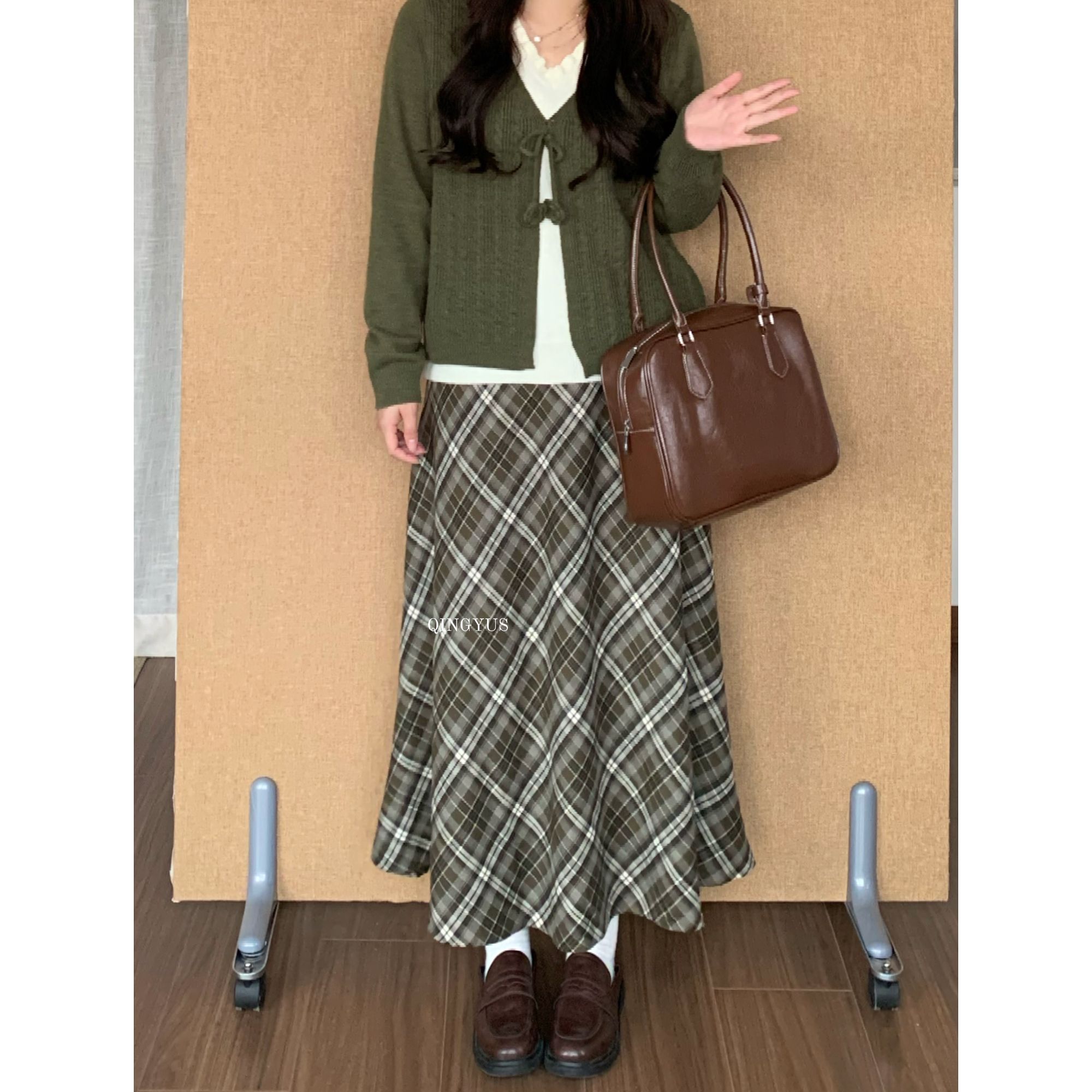 青屿衫-微胖大码秋冬季韩系复古格纹半身裙高腰显瘦毛呢A字中长裙