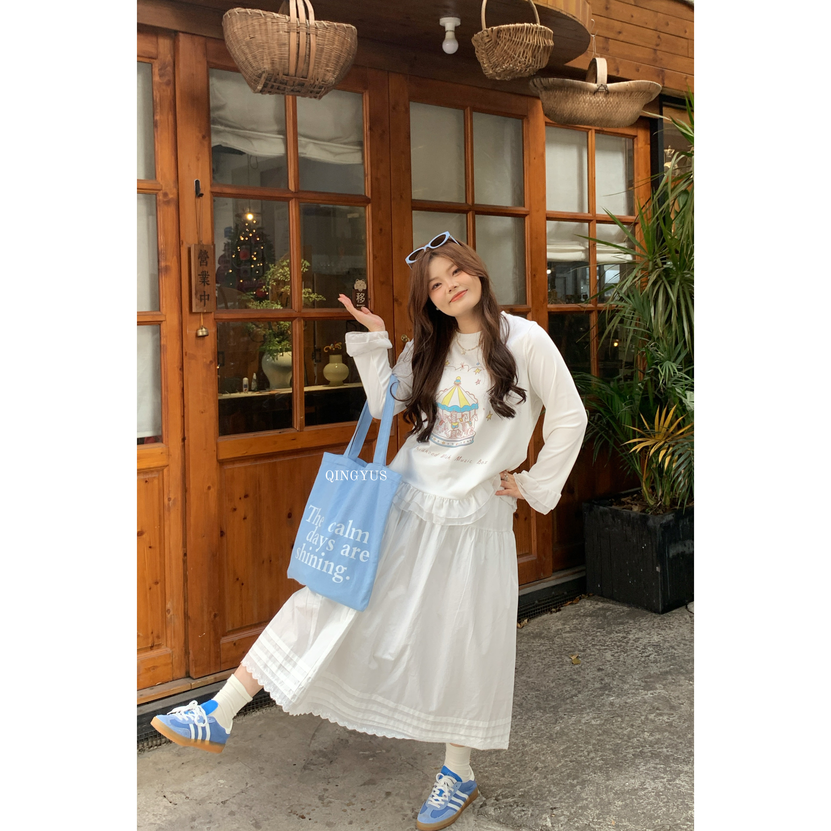 青屿衫「梦幻乐园」微胖大码早春韩系减龄印花荷叶边拼接长袖T恤