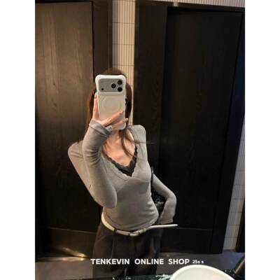 【11.10 New】心动signal 假两件蕾丝V领修身长袖T恤气质百搭上衣