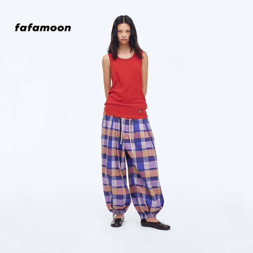 【2026早秋新品】fafamoon设计师品牌 撞色压线刺绣圆领背心