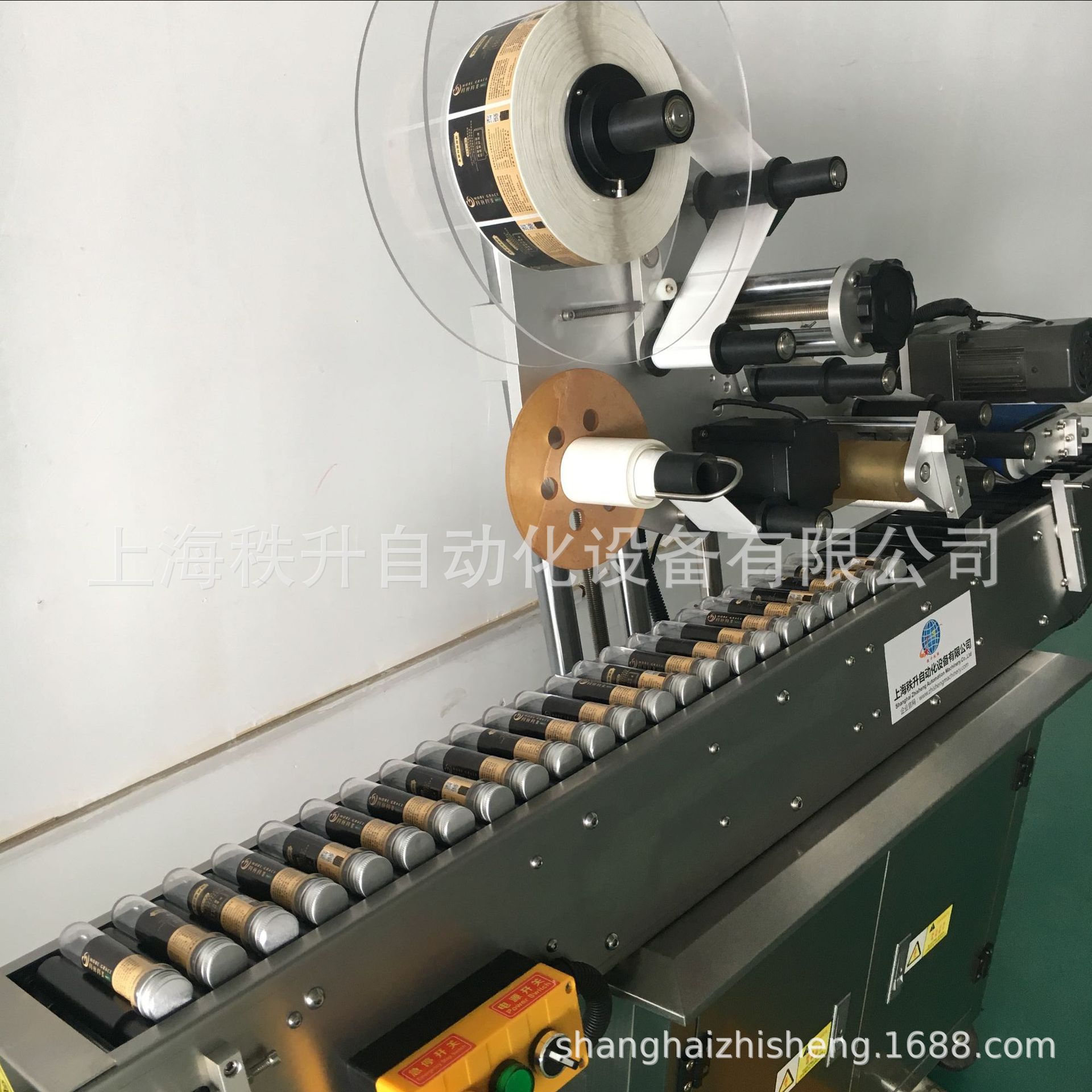 卧式贴标机 圆管自动卧式贴标机 贴标签机器 小管子贴商标机器