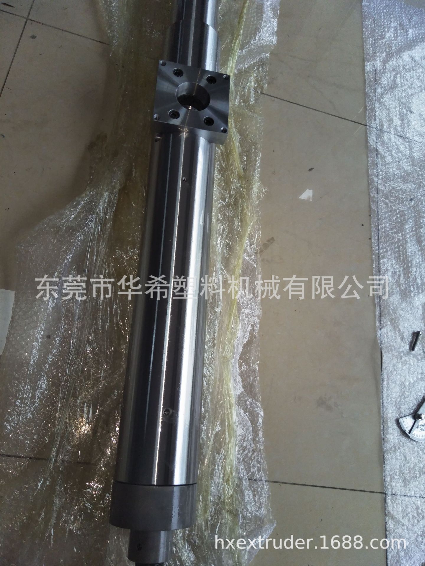 精密法兰射咀塑机配件