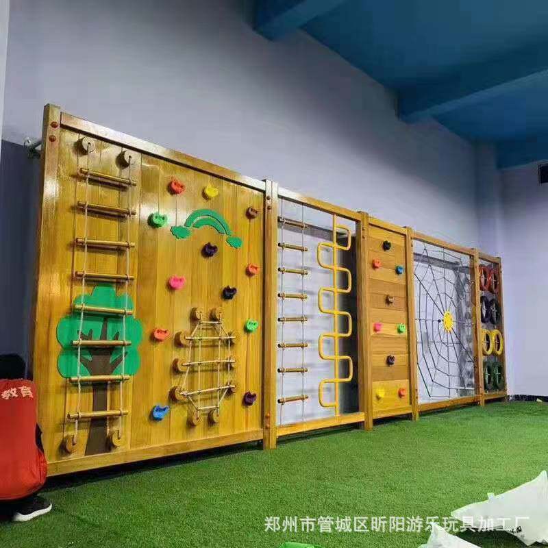 木制攀爬组合架幼儿园实木攀爬走廊木制荡桥户外木制攀爬墙