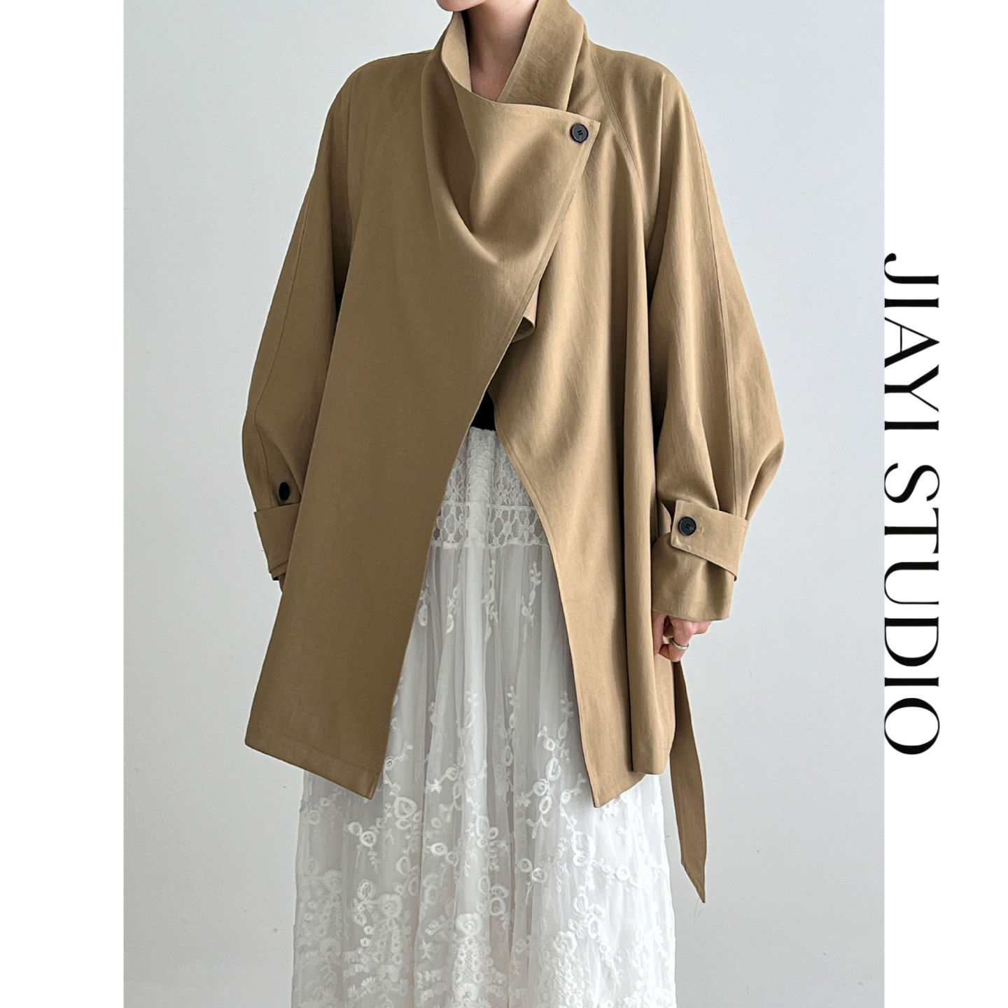 JIAYI STUDIO复古气质高级感廓形大衣女新款荷叶大翻领风衣外套