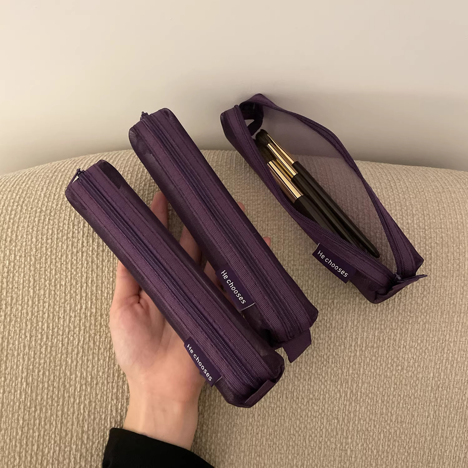 ins紫色拉链化妆包女便携式网纱字母收纳包韩风化妆刷眉笔收纳袋