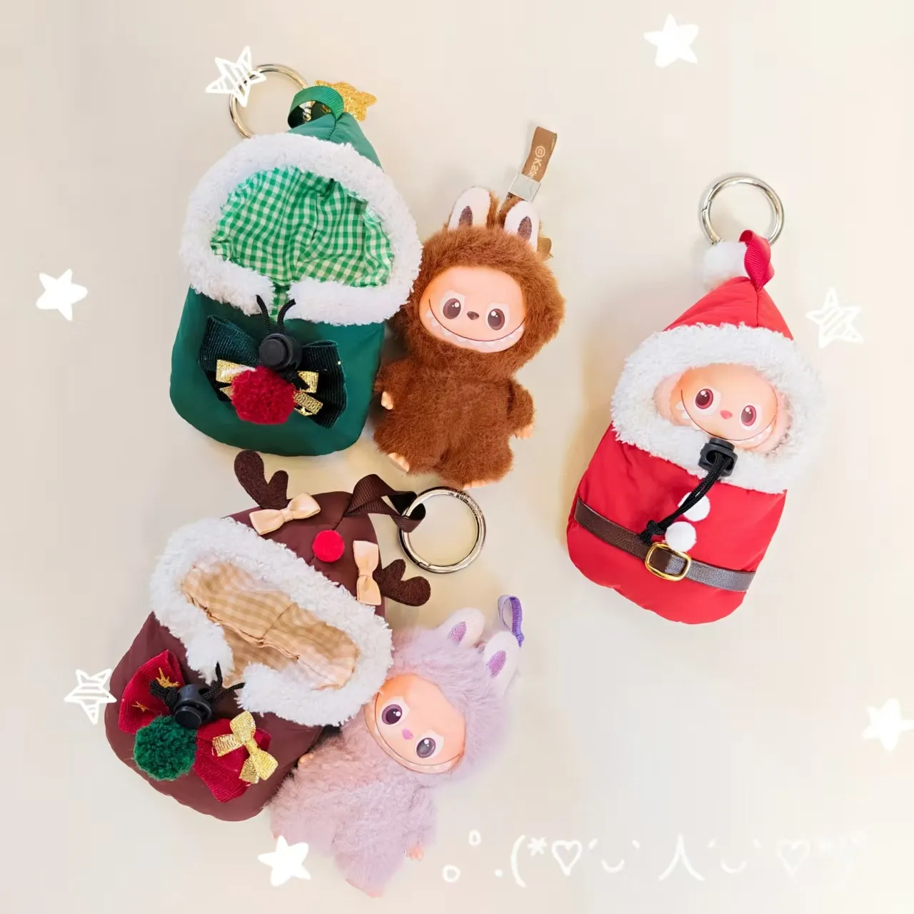 10cm迷你Labubu4.0小鼻嘎衣服圣诞睡袋拉布布4代娃衣挂件心底密码