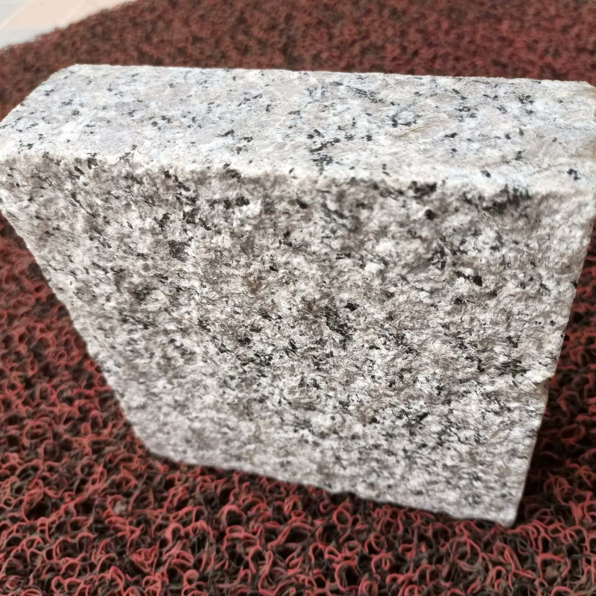 芝麻灰花岗岩菠萝面石材 广场灰麻地铺砖芝麻灰火烧板天然,机械设备,其他机械设备,淘宝优惠券,粉丝福利购,淘宝优惠卷