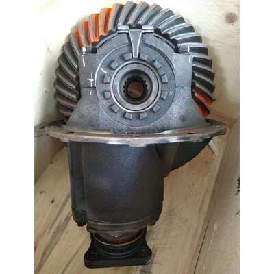 重汽豪沃轻卡悍将统帅主减速器总成配件QT305D82-2402000