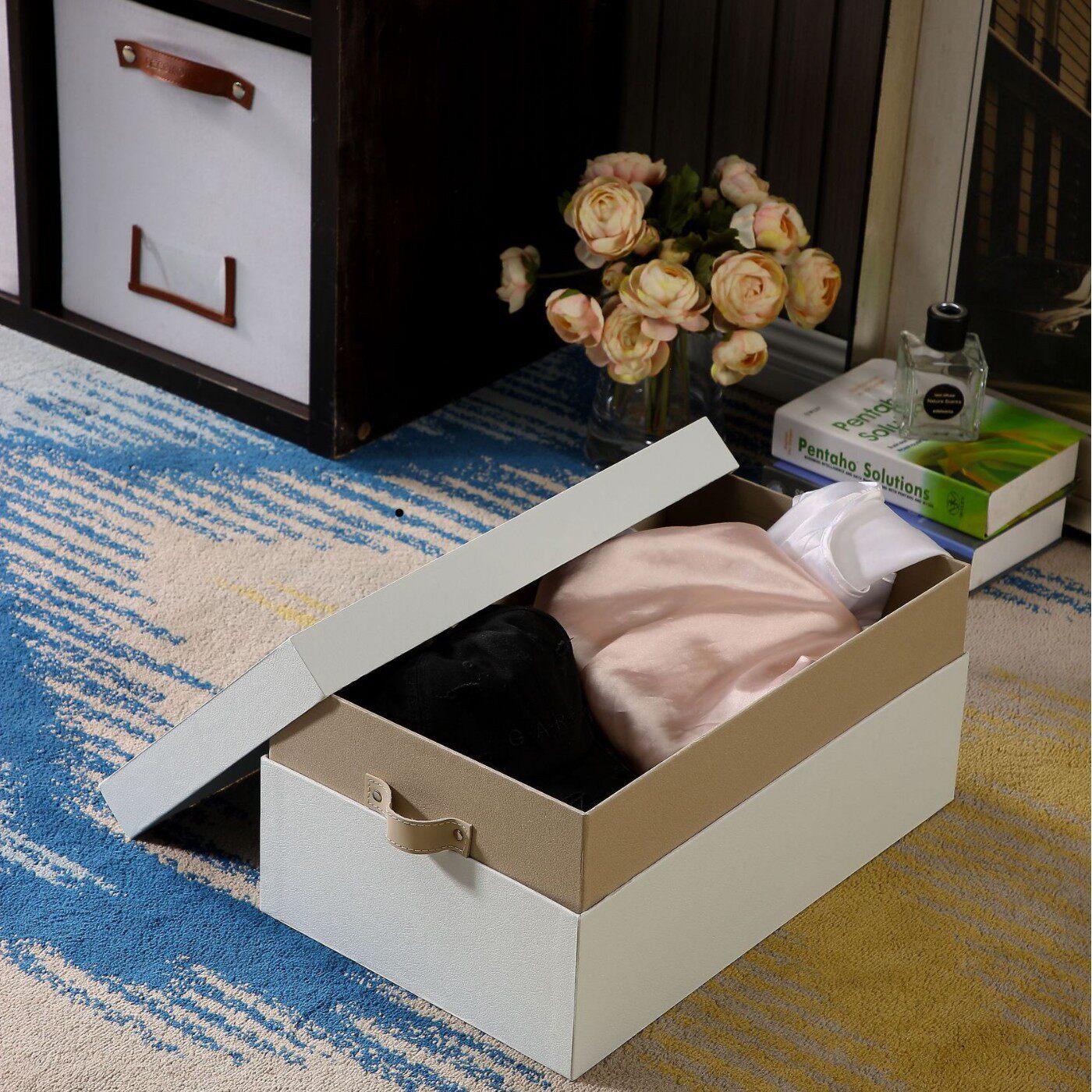 礼品盒生日礼物盒纸质衣帽盒高档米白色衣服收纳盒简约纸盒礼盒