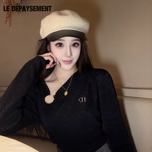 Le Depaysement金属扣结闪闪针织上衣女修身V领显瘦高级感温柔
