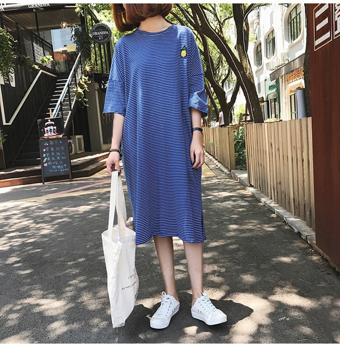8957#孕妇 大码 条纹 刺绣 菠萝 T恤裙