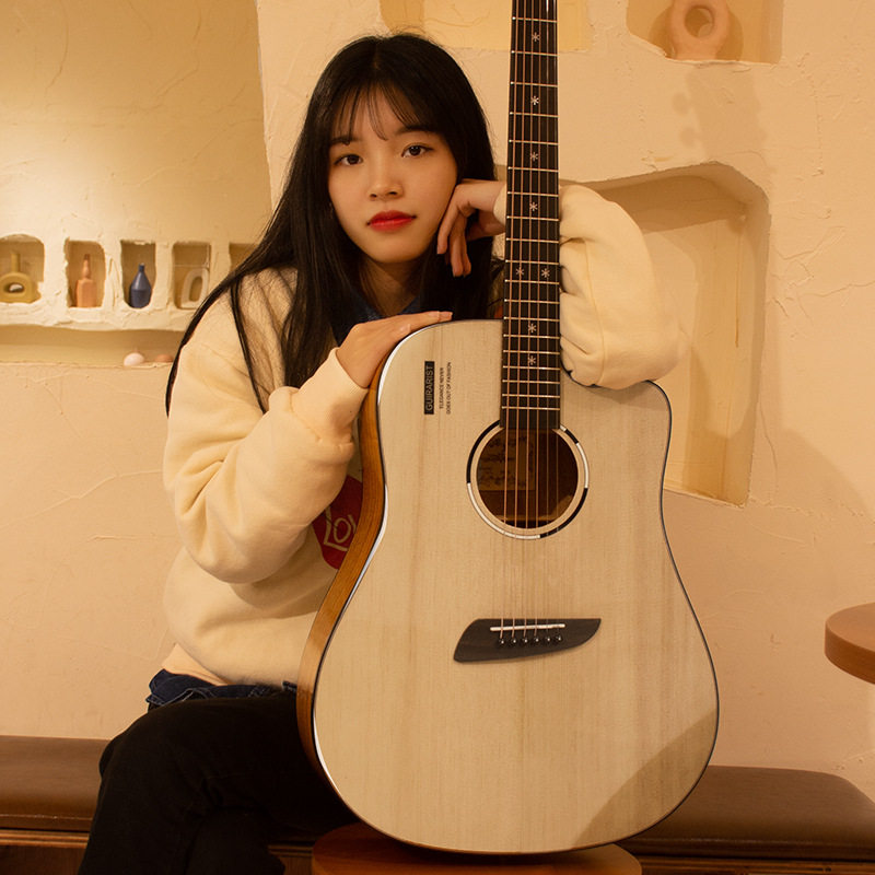 厂家直供亮光吉他男女学生可用民谣吉他零基础新手入门41寸吉它