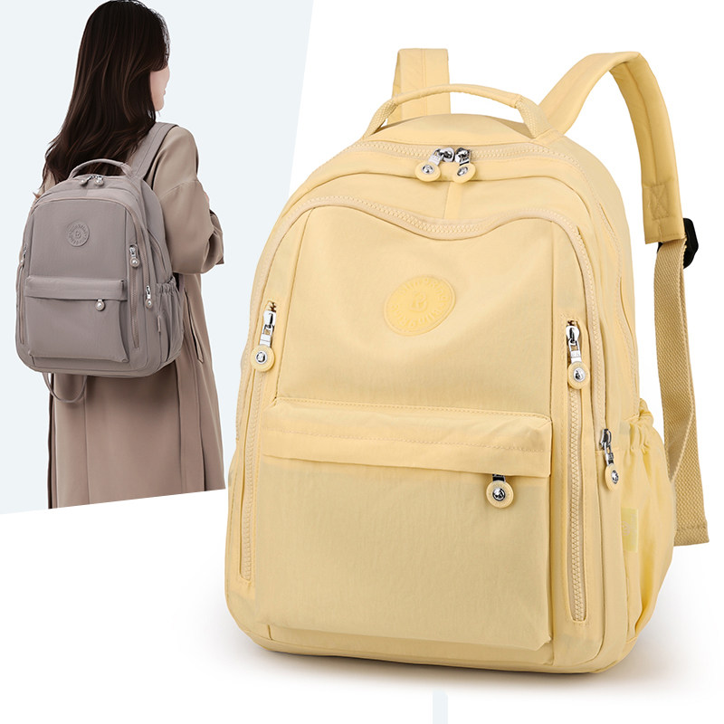 休闲简约双肩包女大容量轻便通勤包大学生上课书包女包短途旅行包