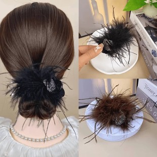 天鹅羽毛抓夹女高级感后脑勺盘发夹毛毛半扎发鲨鱼夹子鸵鸟毛头饰