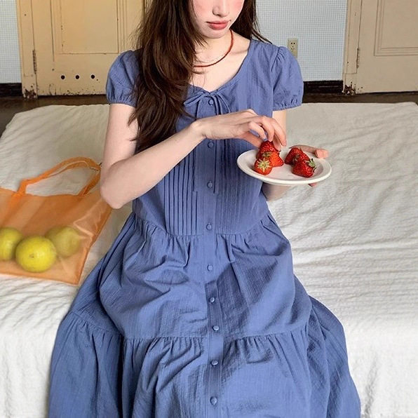 少女感泡泡袖连衣裙夏季女中长款宽松纯色减龄压褶拼接裙子
