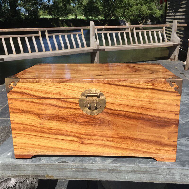 香樟木箱子樟木盒首饰盒整板独板老料防虫字画Q全实木衣箱复古带