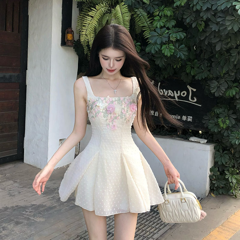 法式纯欲海边度假花朵吊