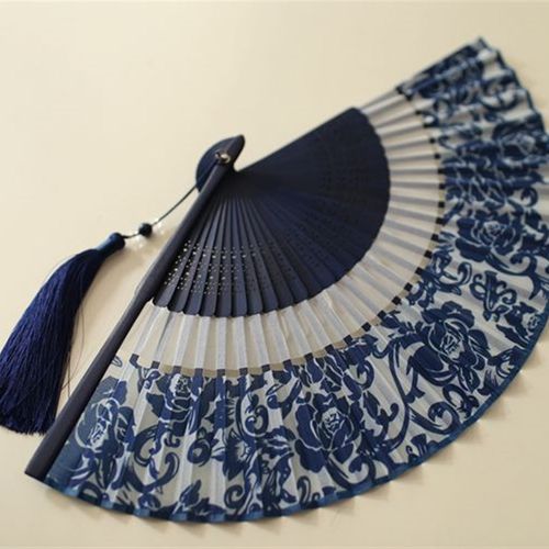 人气精品夏季女扇日用扇双截扇面折叠携带小扇子6寸折扇青花瓷