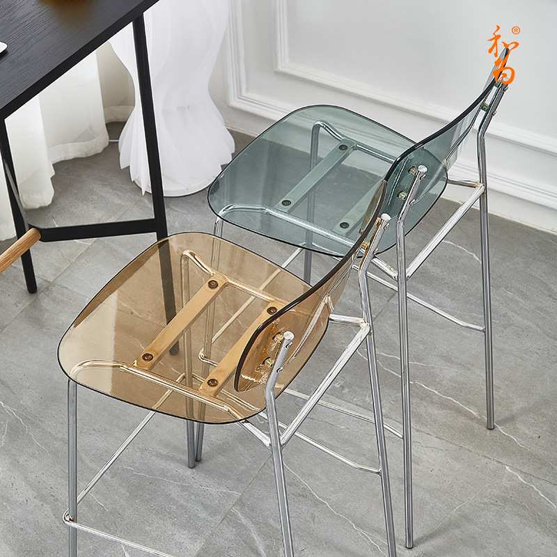 北欧透明餐椅家用亚克力靠背椅子简约PC塑料凳网红奶茶店洽谈椅