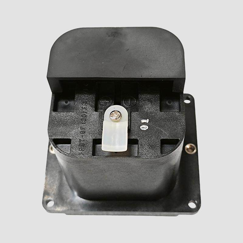 A98L-0005-0449 PBT-GF(30)FR(17) FANUC机器人电池盒四节二号