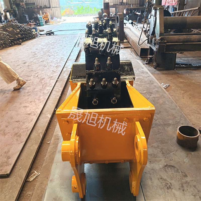 200挖机改装铣挖轮 圆盘式开沟机 混凝土路面开槽铣挖机