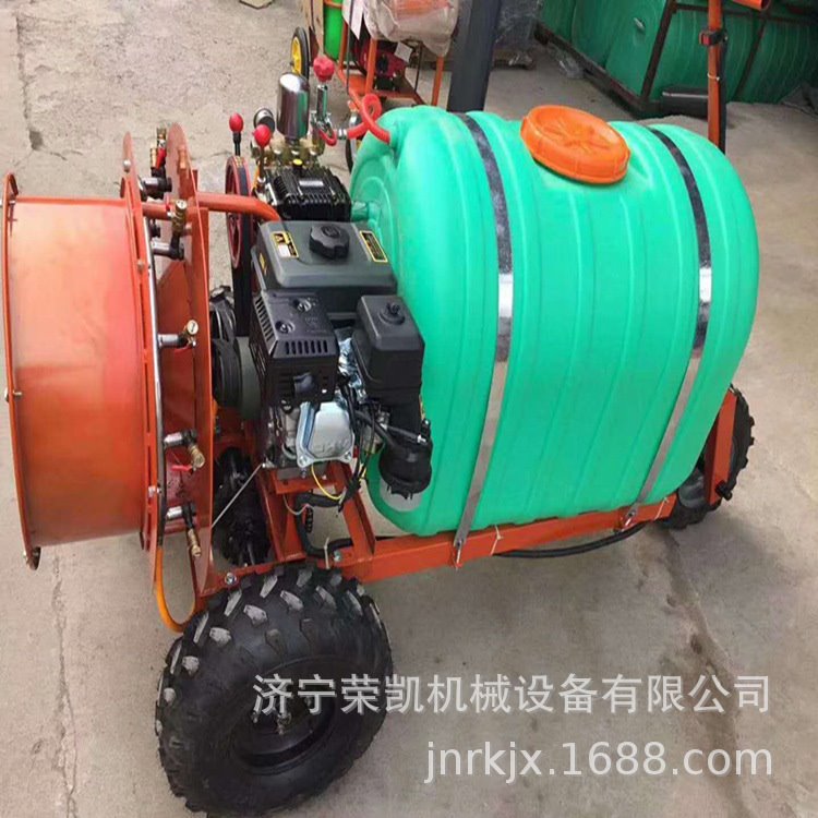 葡萄树打药喷药机 自走三轮果园迷雾打药机 乘坐式柴油杀虫打药机