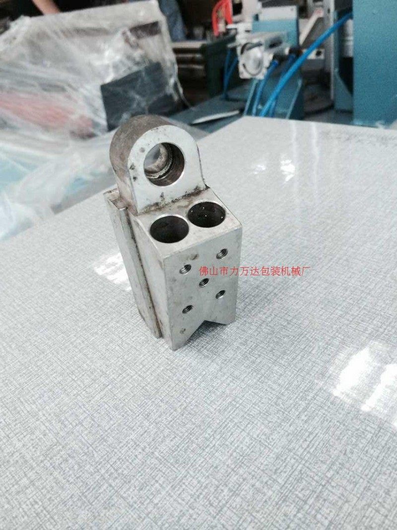 贴角机机械配件 打角机 铝头 刀 弹片 弹簧 O输纸架 胶轮 送纸槽,五金/工具,其他机械五金,淘宝优惠券,粉丝福利购,淘宝优惠卷