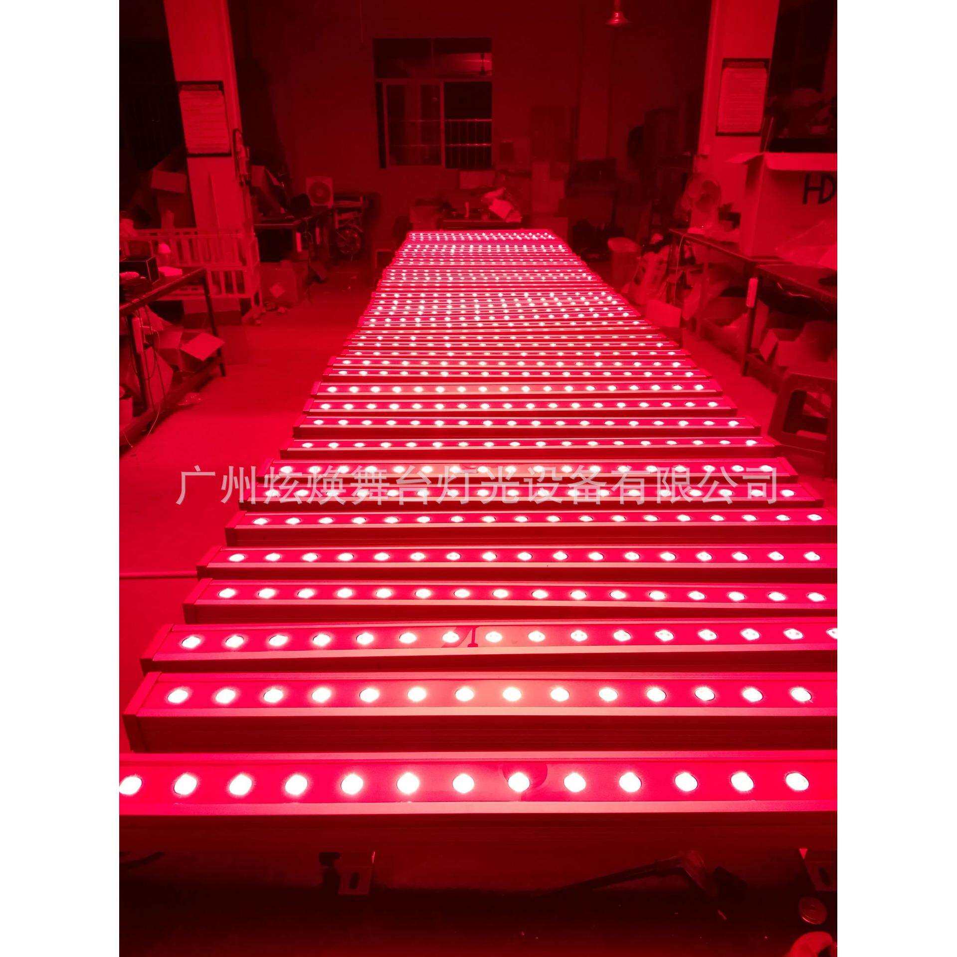 led舞台洗墙灯18颗24颗3w三合一全彩洗墙灯婚庆背景染色灯投光灯