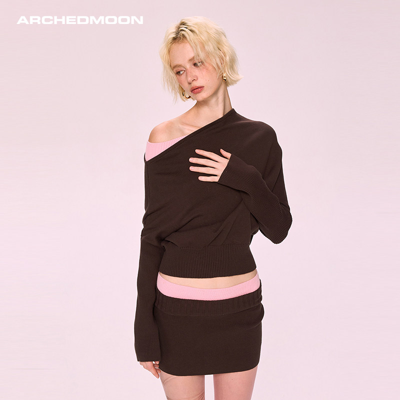 ARCHEDMOON咖色斜肩假两件毛衣针织衫包臀短裙设计感小众套装女秋
