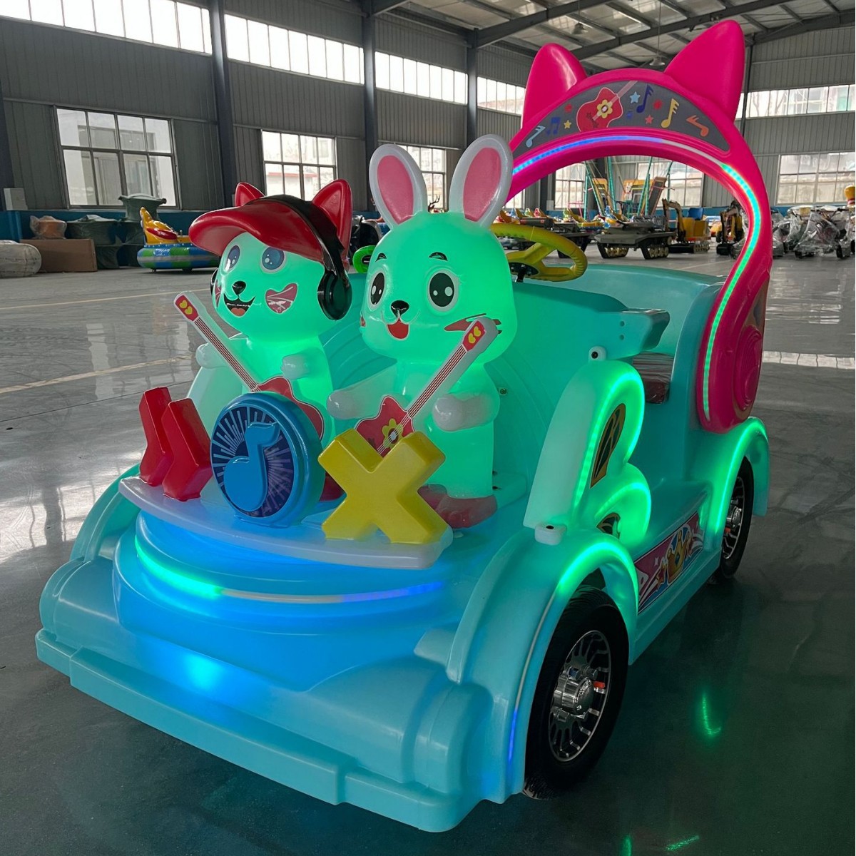 音乐动物天使公主发光游乐车广场公园摆摊生意儿童碰车电动卡丁车
